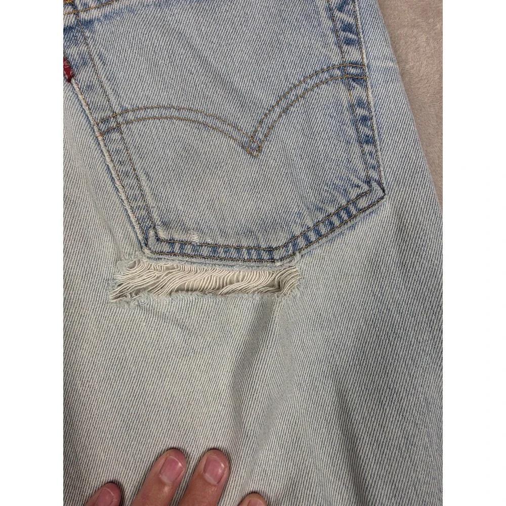 Vintage Levi's 550 Relaxed Jeans Mens 36x32 Fit 34x32 Distressed Made in USA 90s